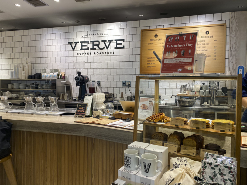 『新宿南口周辺の過ごし方』おすすめのカフェ4選 LA発祥「VERVE COFFEE ROASTERS」