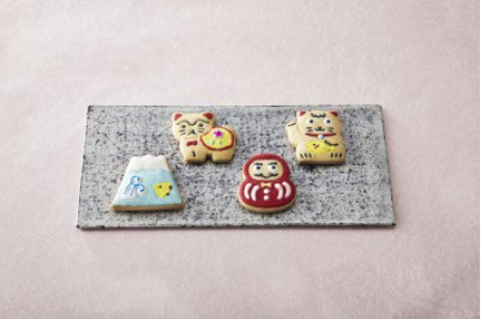 【新宿高島屋】「苺」をテーマに創作した和菓子が集結する『旅する和菓子』