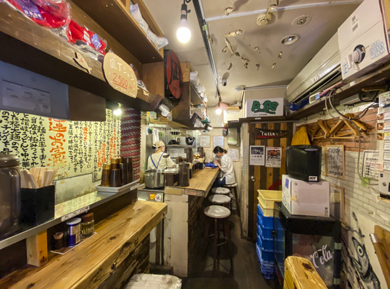 新宿ゴールデン街の人気店『すごい煮干ラーメン凪』