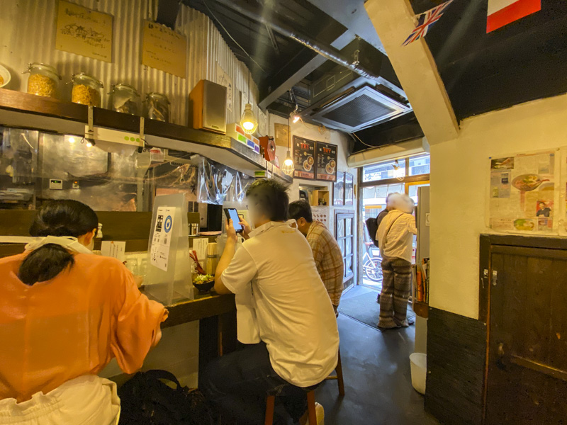 新宿区市ヶ谷の人気ラーメン『麺や庄の』