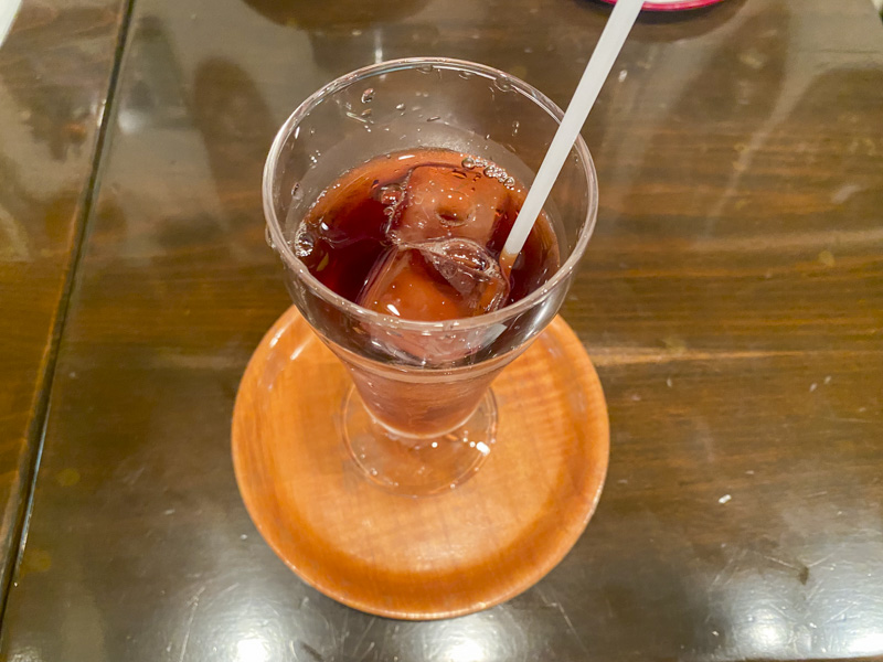 『カフェ・ハイチ 新宿サブナード店』ハイチ産アイスコーヒー