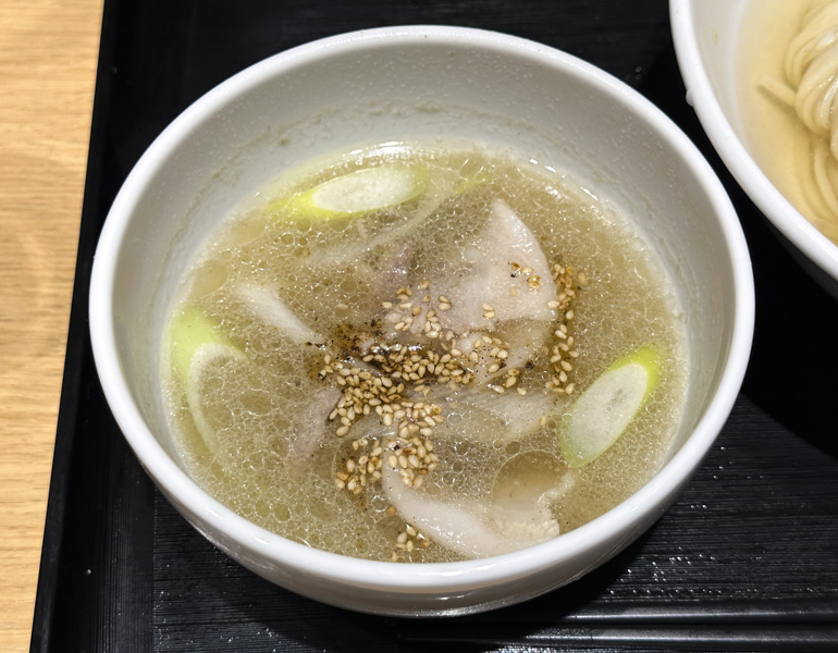  『麺 鍾馗(しょうき)』の「北海道三大昆布水 イベリコ豚つけ麺」