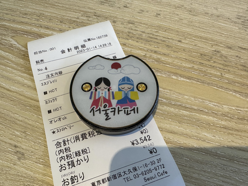 『Seoul Cafe(ソウルカフェ)』の糸かき氷「ソウルビンス」とオレオチーズケーキ