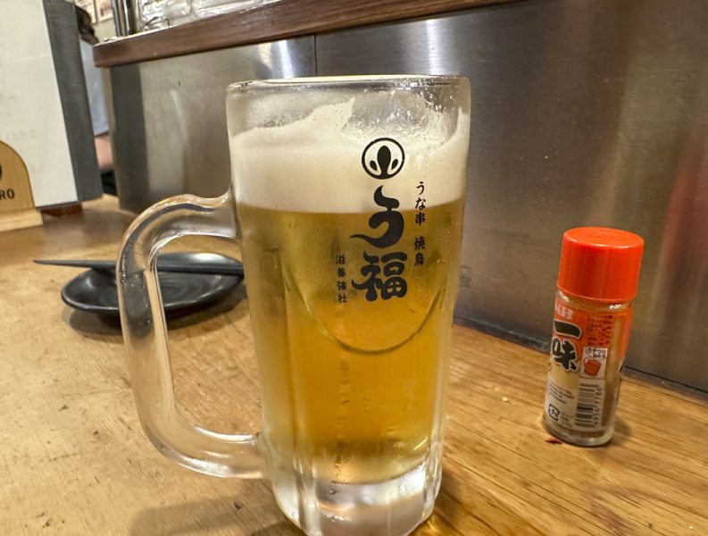 『うな串 焼鳥 う福 新宿三丁目』の居酒屋メニュー 生ビール サッポロ黒ラベル 594円