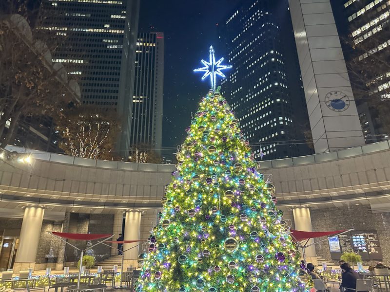 新宿のクリスマスイルミネーション14選 10.西新宿『新宿アイランドタワー』