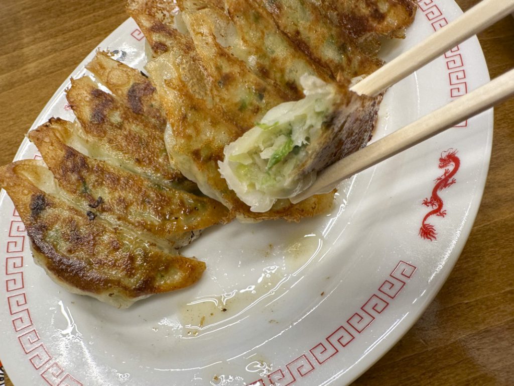 『大阪餃子専門店 よしこ 飯田橋店』の餃子 2人前 836円