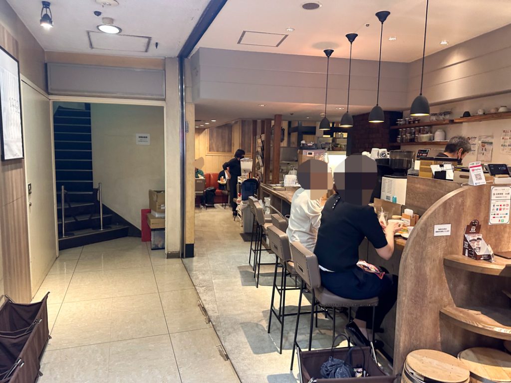 『函館 美鈴珈琲 新宿店』の店内