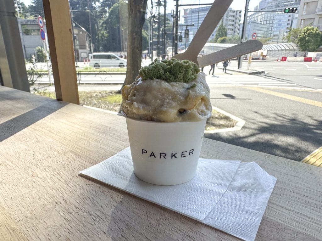 【駅近で食べられる！】アイスクリーム5選
4.【新宿御苑前カフェ】 『PARKER(パーカー)』のジェラートアイス