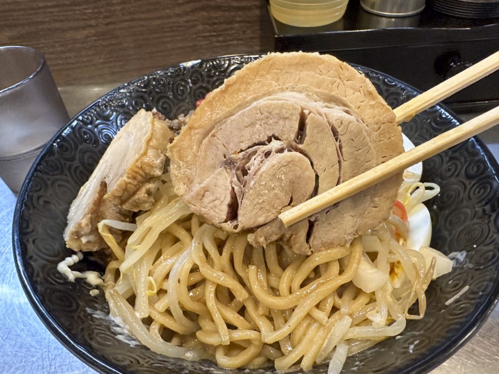 『波風タテヲ』肉盛まぜそば 1,000円