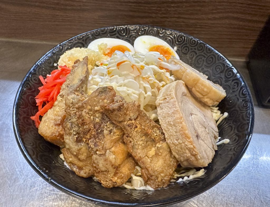 『波風タテヲ』肉盛まぜそば 1,000円