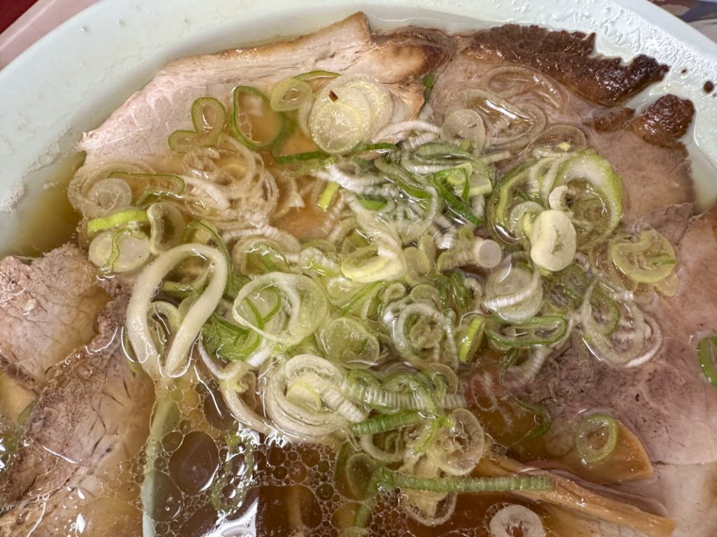 『ナギチャンラーメン』の中華そば 800円