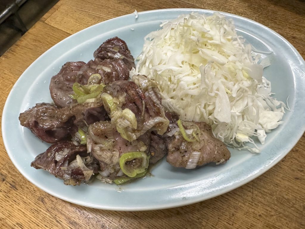 『中華料理ふくや』砂肝ニンニク炒め 700円