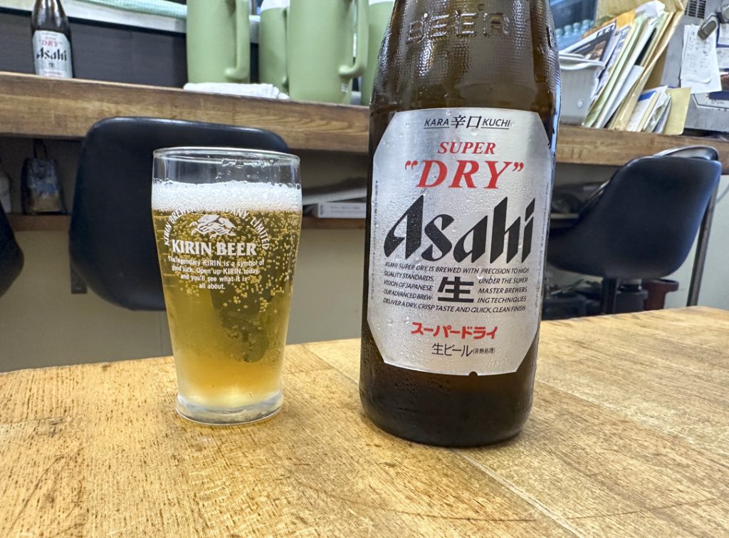 『中華料理ふくや』瓶ビール 650円