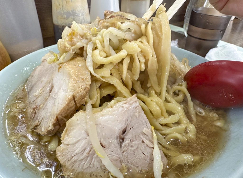 『ラーメン富士丸 西早稲田店』ラーメン少な目(中)300g 1,050円