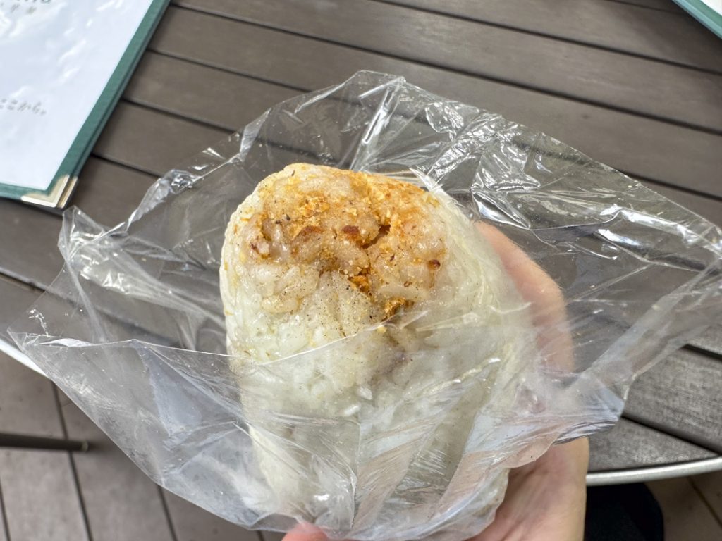 『wanna manna 東京 飯田橋サクラテラス店』【早餐セット】「綜合飯糰(綜合おにぎり)」