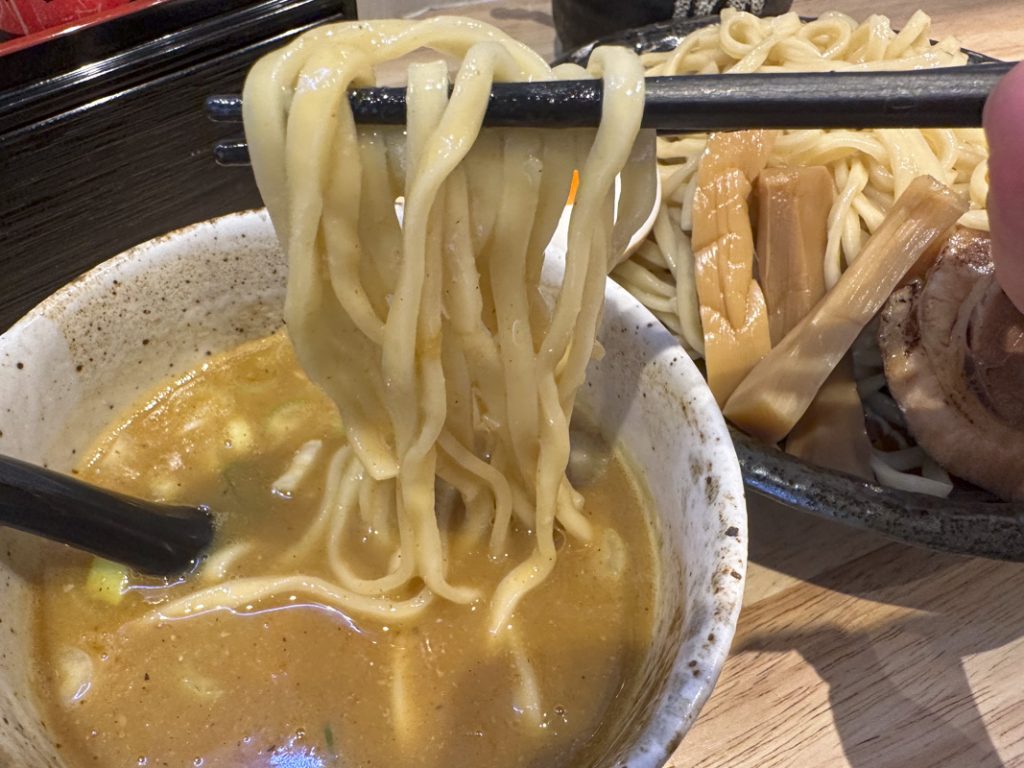 新宿のカレーつけ麺 3番勝負 3.早稲田『つけ麺 隆勝』の「カレーつけ麺」