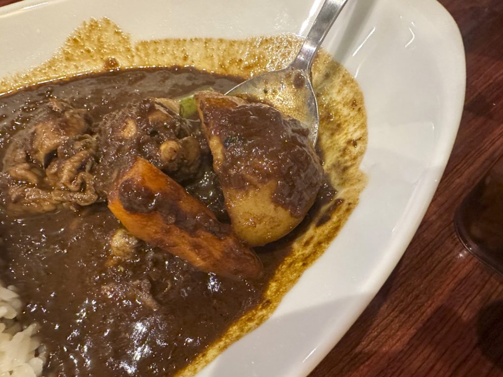 『カレー専門店 B』のチキンカレー 1,400円