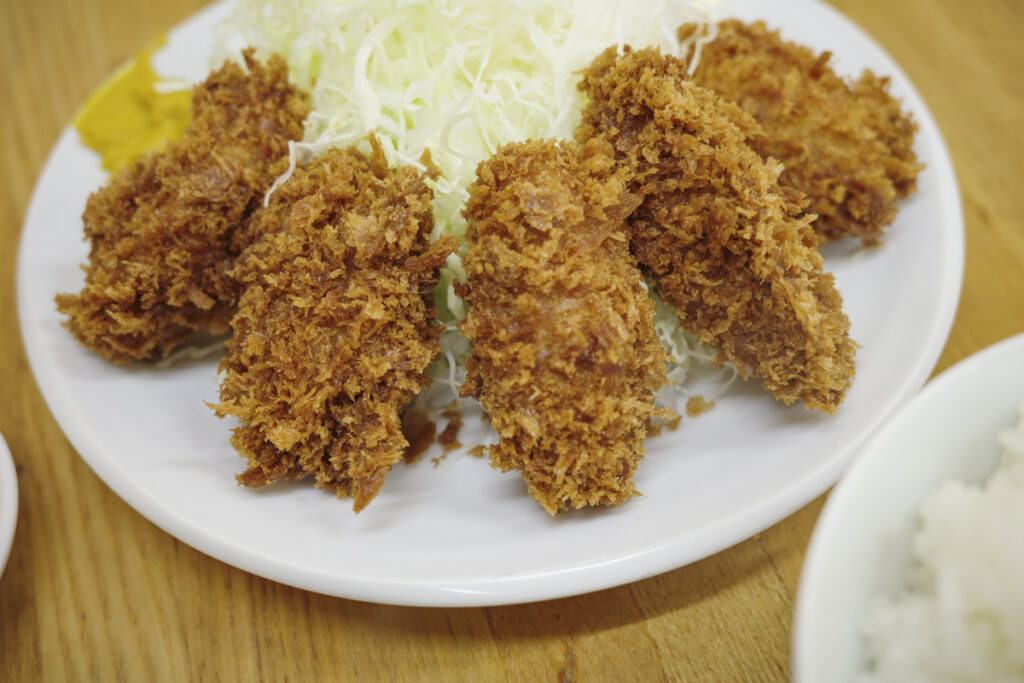 『とんかつ 山さき』カキフライ定食 1,200円