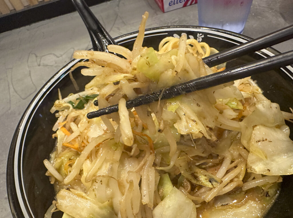 『旨辛タンメン 誠屋 新宿店』の「味噌タンメン」