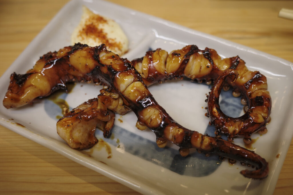 『大衆&個室 祭酒場 飯田橋東口駅前店』のイカゲソ甘辛焼き 649円