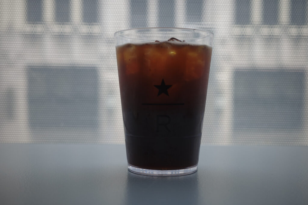 『スターバックス リザーブ® カフェ 新宿マルイ本館2階店』トゥデイズ コーヒー 590円