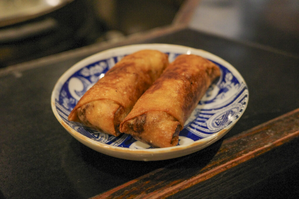 『牧谿(モッケイ)』牛スネロングペッパーギー 春巻 1,200円