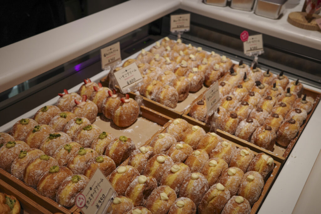 『we♡donut(ウィーラブドーナツ) 神楽坂店』のドーナツメニュー