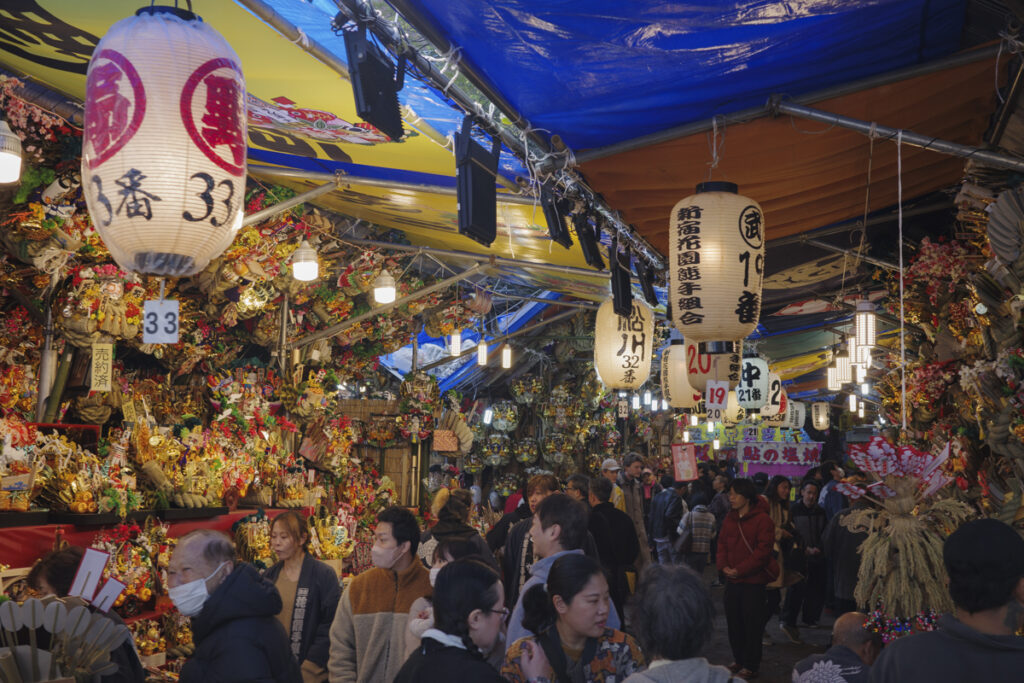 【新宿フォトスポット16選】西新宿・歌舞伎町・新宿駅周辺の人気撮影スポットまとめ