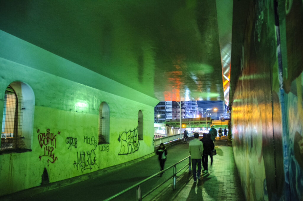 【新宿フォトスポット16選】西新宿・歌舞伎町・新宿駅周辺の人気撮影スポットまとめ